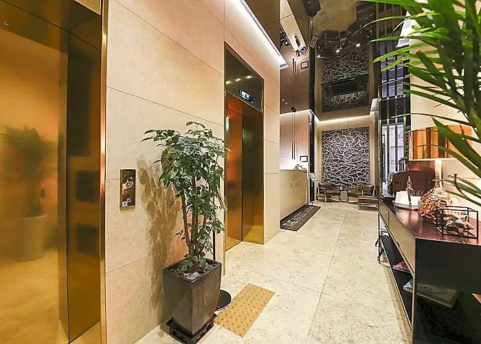 Motel Hotel The Artist Yeoksam Seoul