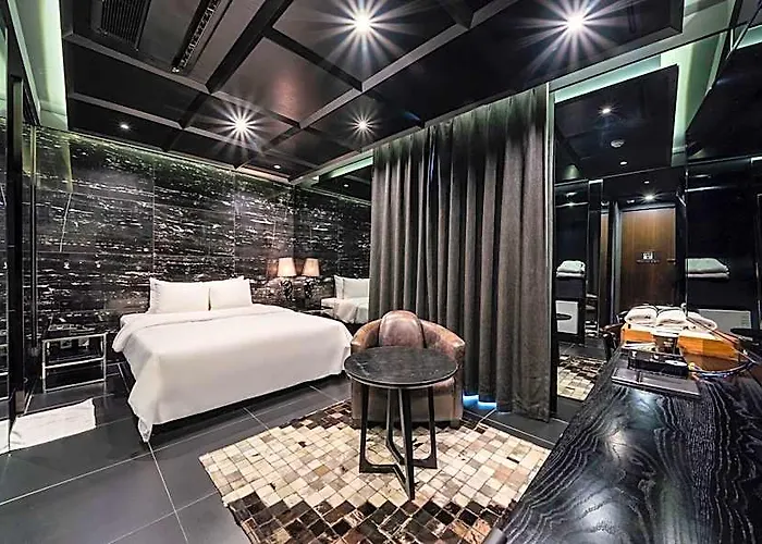 Hotel The Artist Yeoksam Motel 3*