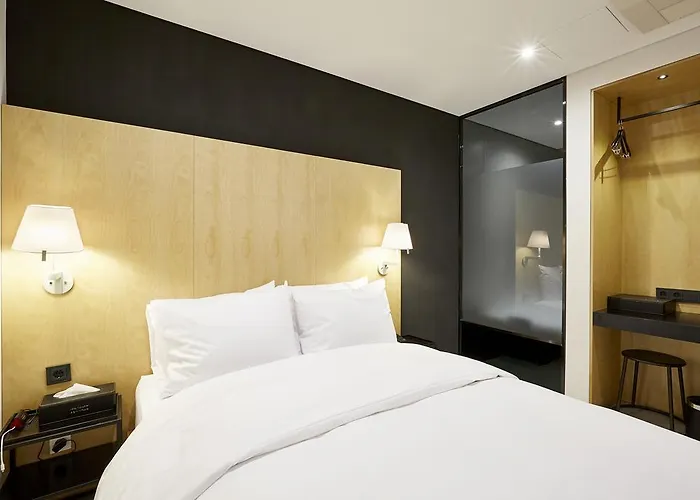 Hotel The Artist Yeoksam