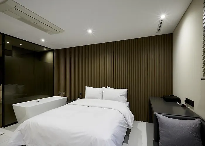 Hotel The Artist Yeoksam Motel