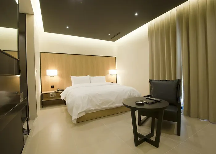 Motel Hotel The Artist Yeoksam 3*