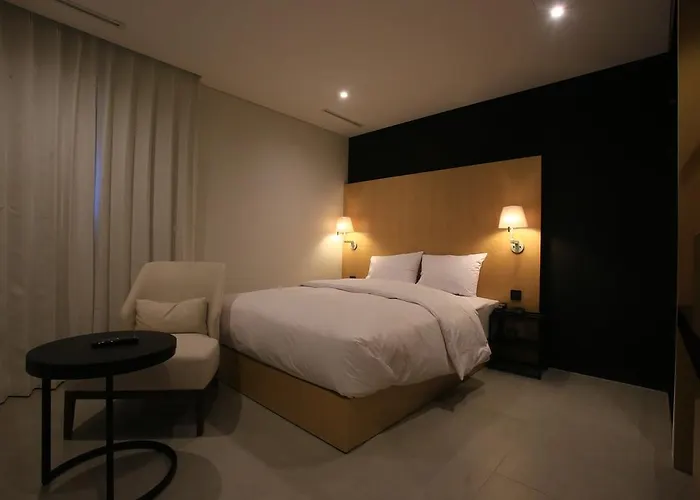 Hotel The Artist Yeoksam Motel Seoul