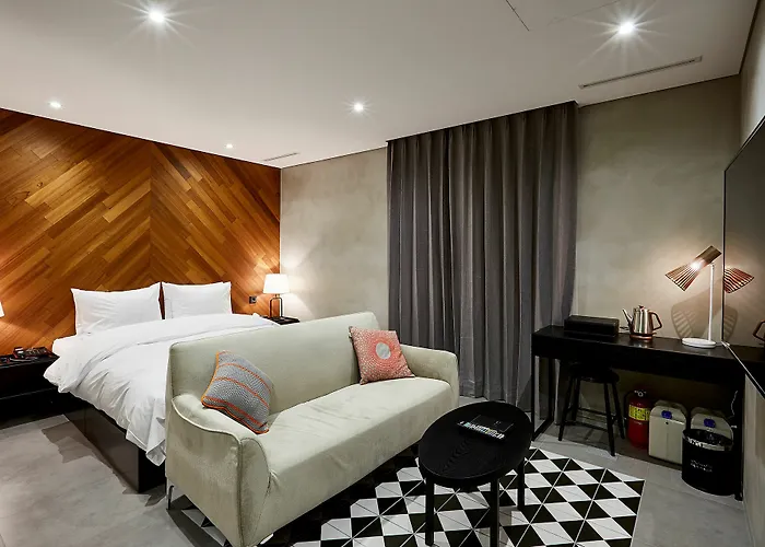 Hotel The Artist Yeoksam Seoul